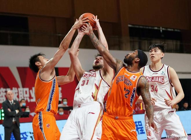 龙与先锋 龙与先锋