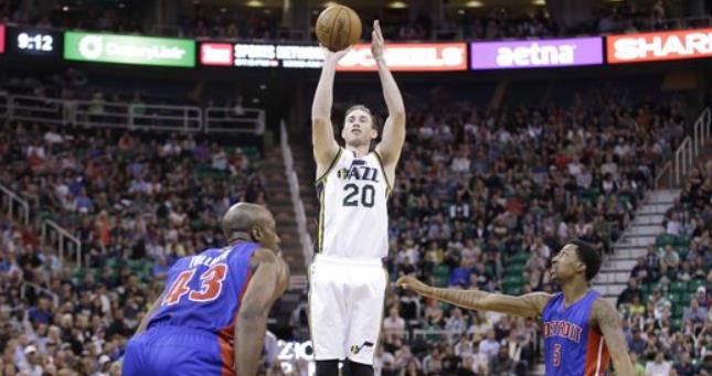 斯特迅速从 斯特迅速从